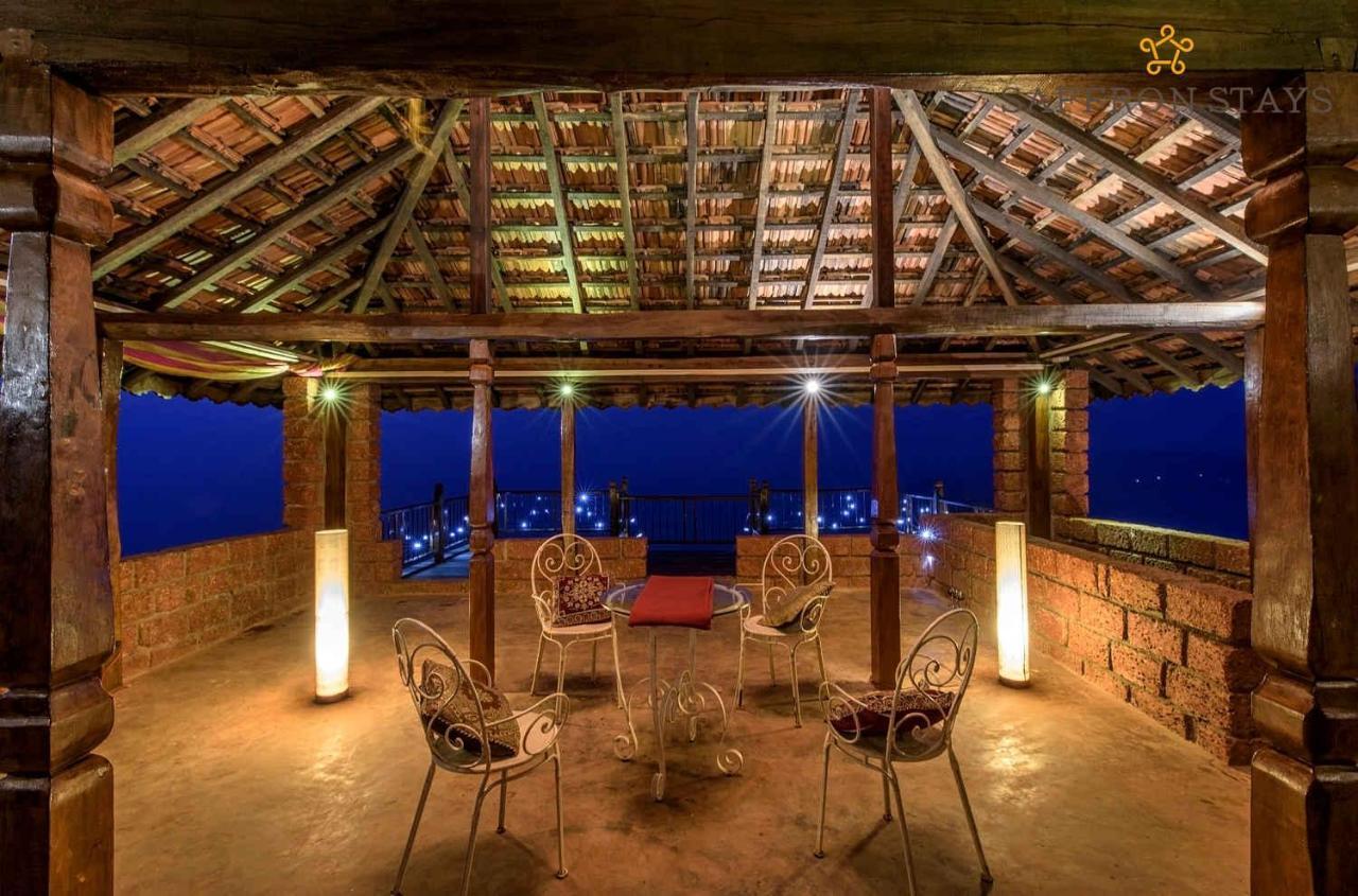 Saffronstays Villa 270, Dāpoli 외부 사진